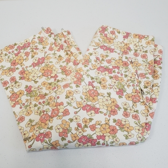 Loft Petites Floral Marisa Cropped Pants Size 2P - Picture 2 of 8